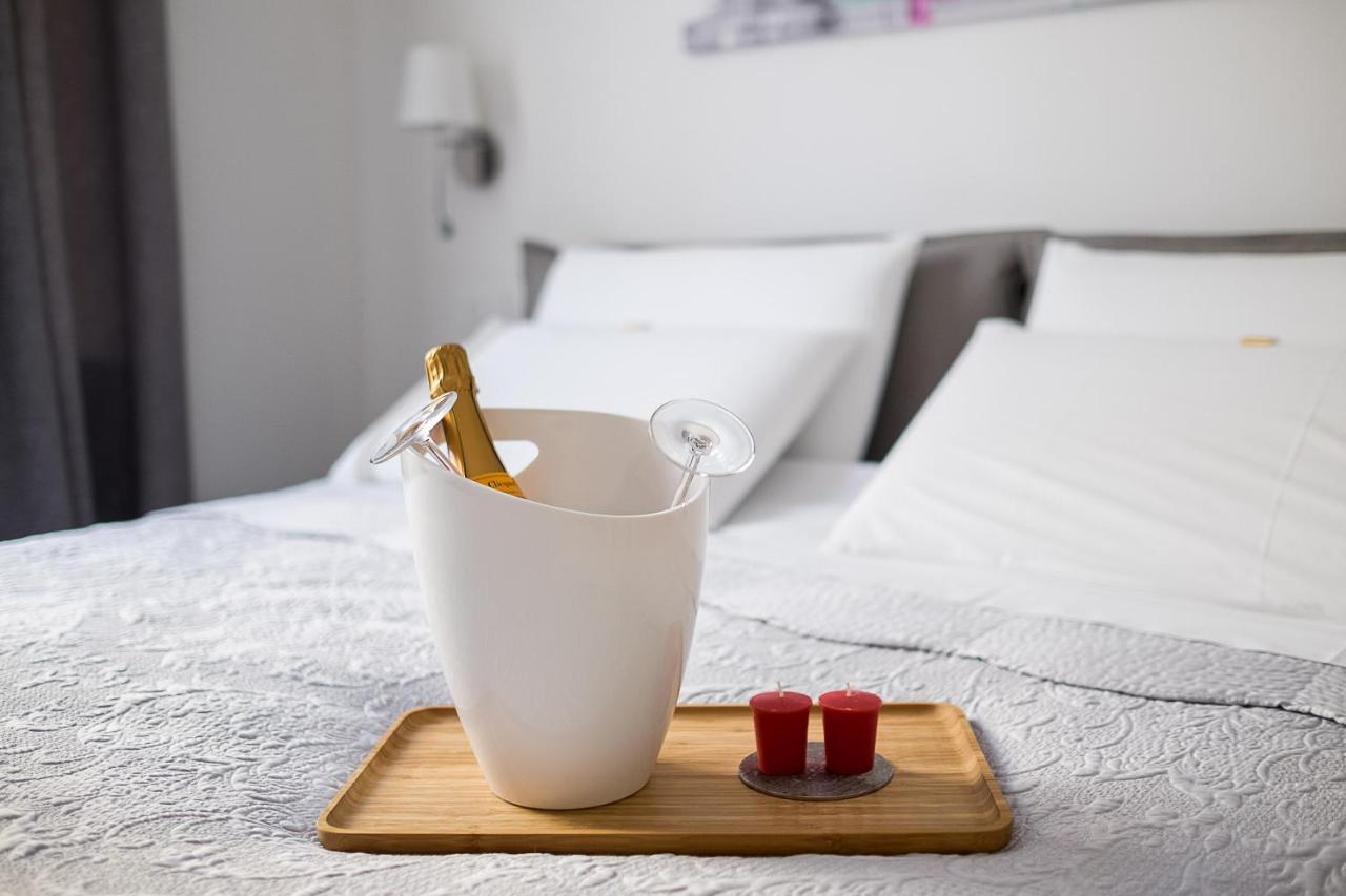 B&B Galleria Cavour Bologna Eksteriør billede