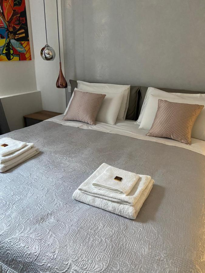 B&B Galleria Cavour Bologna Eksteriør billede